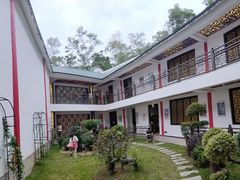 -龙凤山庄影视度假村