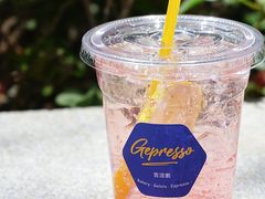 气泡水-吉派索自家烘焙咖啡馆(千佛山店)