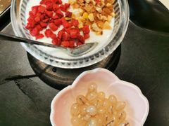 多彩坚果酸奶-豪客来牛排(中央花苑店)