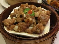 -广州中心皇冠假日酒店·百粤楼