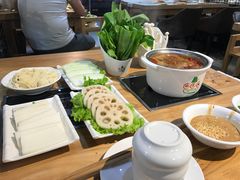 -珍巴奴毛肚牛肉小火锅(四惠店)