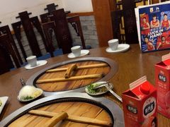 -万里闯关东铁锅炖菜馆(高新旗舰店)