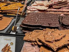 -Laderach 莱德拉(上海环贸iapm店)