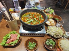 -黔有有贵州酸汤夺夺粉火锅(五味十字店)