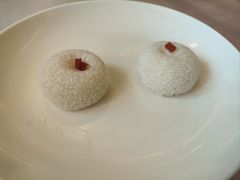 椰蓉奶油球-马凯餐厅(长椿街店)