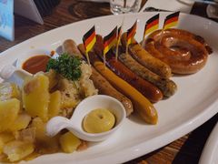 -1886德国汽车餐厅(外滩十六铺码头店)