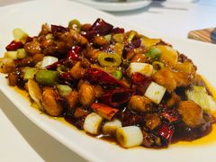 宫保鸡丁-夫妻肺片·中华老字号·正宗川菜(春熙路店)
