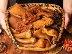 -万达瑞华酒店美食汇自助餐厅(楚河汉街店)