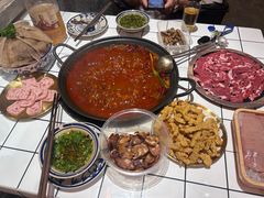 -旧街市鲜货老火锅(大光路店)