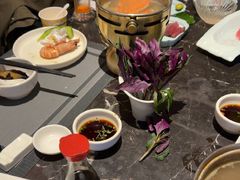-半岛翡丽海鲜自助餐厅(观风亭店)