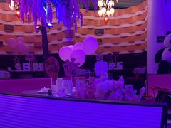 -巴特餐饮6加1音乐餐吧·新疆菜