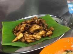 -黄亚华小食店(Jalan Alor)