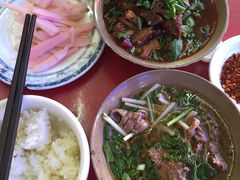 -谢老五跷脚牛肉·非遗传承店