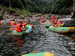-安吉龙王山峡谷漂流