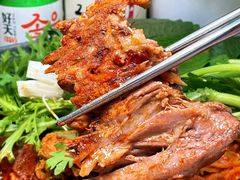 -喇喇排骨火锅·传统韩式脊骨汤(望京西园总店)
