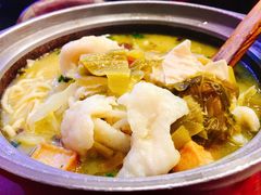 -周鱼小馆石锅酸菜鱼(活力汇店)