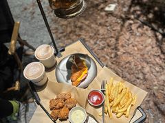 -J Create城市露营咖啡·简餐·宠物(上海动物园店)