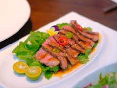 薄荷叶拌雪花牛肉-JE 北京(华熙LIVE店)