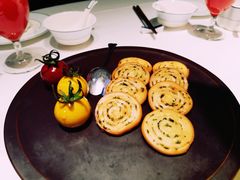 鹅肝酱葱油饼-民国红公馆·秦淮八艳(夫子庙店)