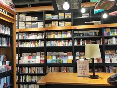 -西西弗书店&矢量咖啡(凯德晶萃广场店)