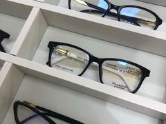-沪睛眼镜蔡司官方授权店(金桥佳林路店)