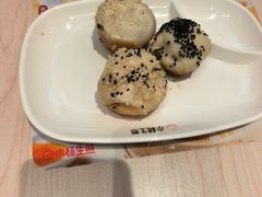 -小杨生煎(金山百联购物中心3楼店)