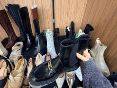 -广州周大福金融中心