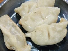 -黄阿姨锅贴大王(万航渡路店)