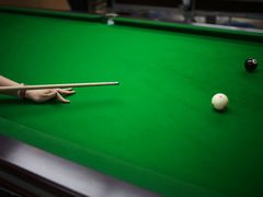 -出杆桌球俱乐部