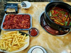 -沈记酸菜牛肉火锅店(九号路店)
