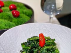-滩外滩·本帮江浙菜(新天地店)