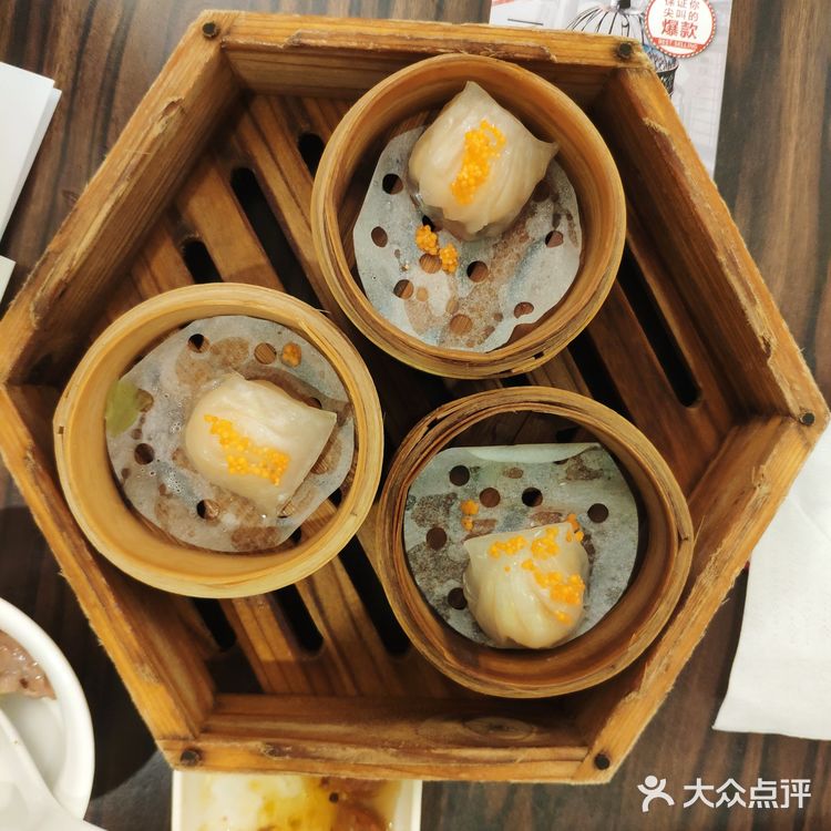 宝宝围兜，宝宝餐具，真的太感谢了，东西也很好吃