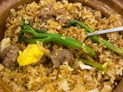 滑蛋牛肉煲仔饭-嘉年华面包房餐厅（饺子馆）(陶然亭店)