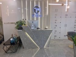 -AYO SALON