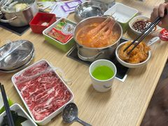 -杨老板·海鲜集市火锅·鲜切牛肉(中防万宝店)
