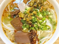 -建新园云南过桥米线(东华店)