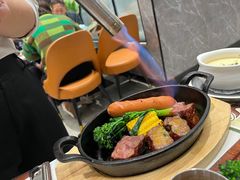 -西语·炭烧牛排(卓越中寰店)