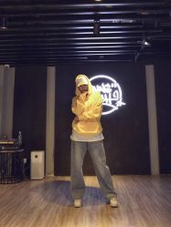 -YOUNGRICH街舞工作室