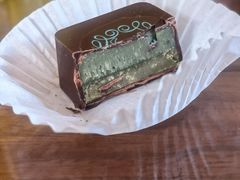 -Tiffany & Co.蒂芙尼
(广州太古汇店)