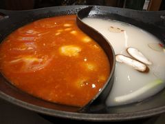 蕃茄鸳鸯锅-新辣道鱼火锅(上地华联店)
