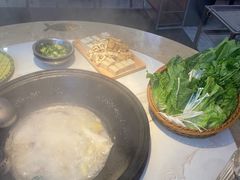 -陈大锅·岳阳鱼馆·地道岳阳菜(美食街店)