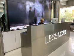 -LESSMORE科技头皮理容中心