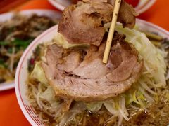 二郎系拉面-拉面莊夢語＆中华料理八椿