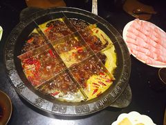 -宽板凳老灶火锅(南礼士路店)