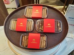-白天鹅宾馆·美食屋