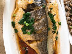 -渔中舟海鲜大排档(普陀沈家门店)