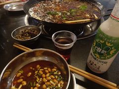 -鸿顺老铁锅美蛙鱼府(解放碑店)