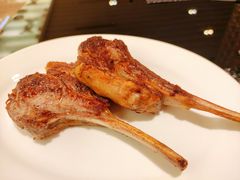 -圣丰索菲特·2 On 988 Café 自助餐厅