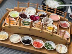 -双桥园·云南过桥米线(古城南门店)
