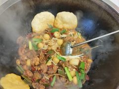 -鲁员外地锅鸡地锅鱼(古墩路店)